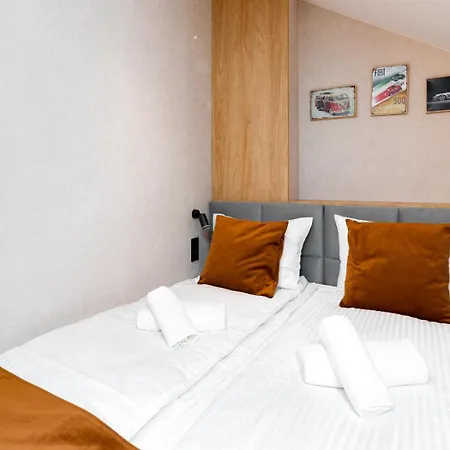 Belle View Centrum- 3-2-2 Apartment *